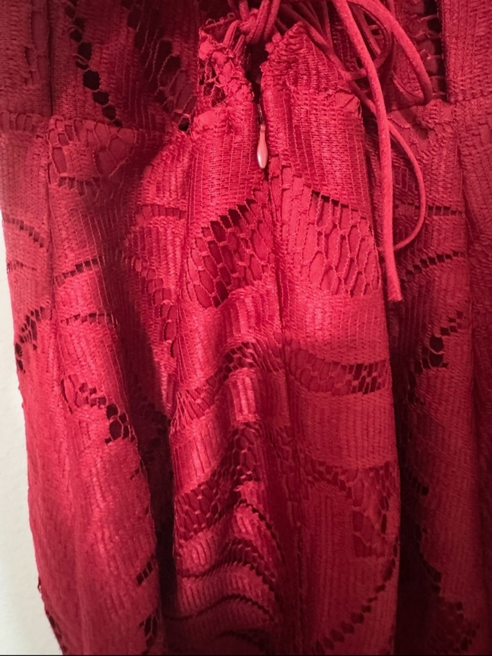 White Fox Lace Midi Dress Size Small - Picture 9 of 13